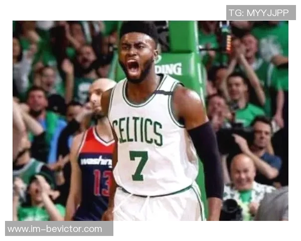 阿里纳斯承认曾嘲笑杰伦布朗左手运控现已大为改观