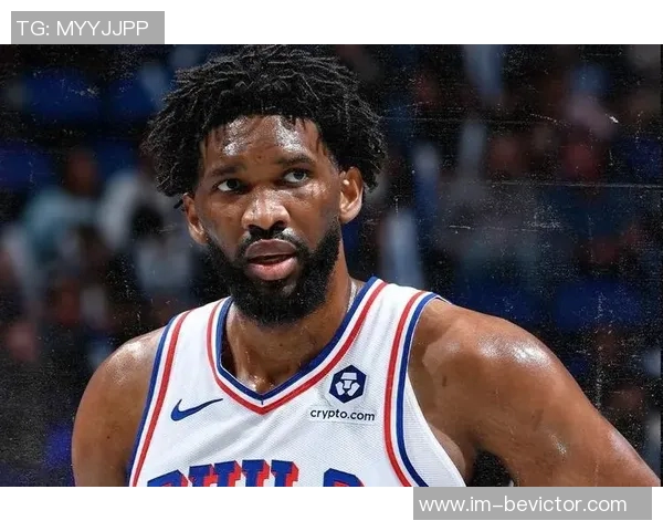 丹尼格林谈恩比德与字母哥实力变化的深刻见解